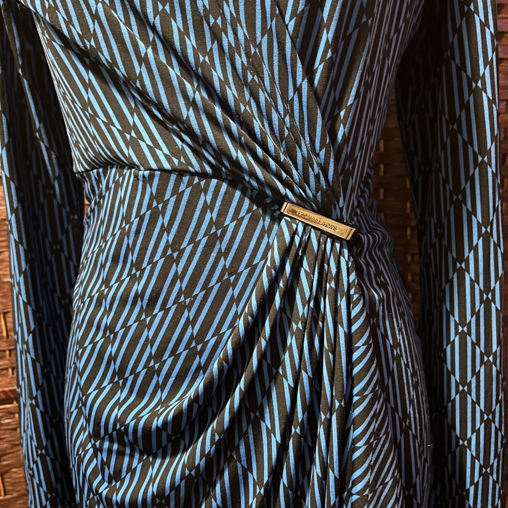 Elegant Michael Kors Royal Blue & Black Draped Long Sleeve Midi Dress